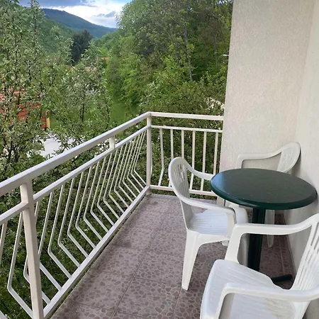 Oasis - Free Parking, Fruit Garden, Gratis Fruit, Bbq, Capacity Max 4 People Διαμέρισμα Σαράγεβο